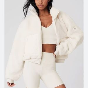 Alo yoga Sherpa edge bomber